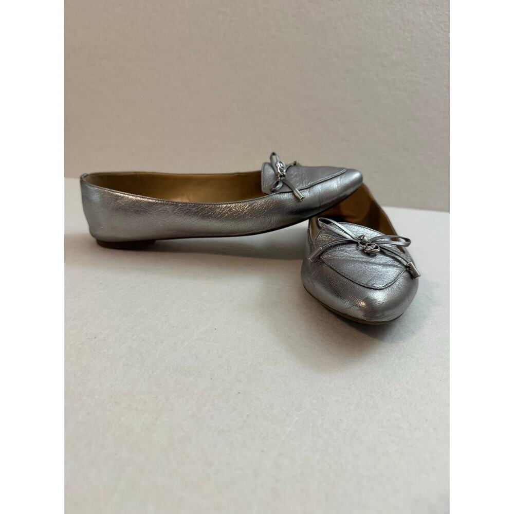 Michael Kors MK Metallic Silver Leather Tassel Bow Loafer Flats 9.5M